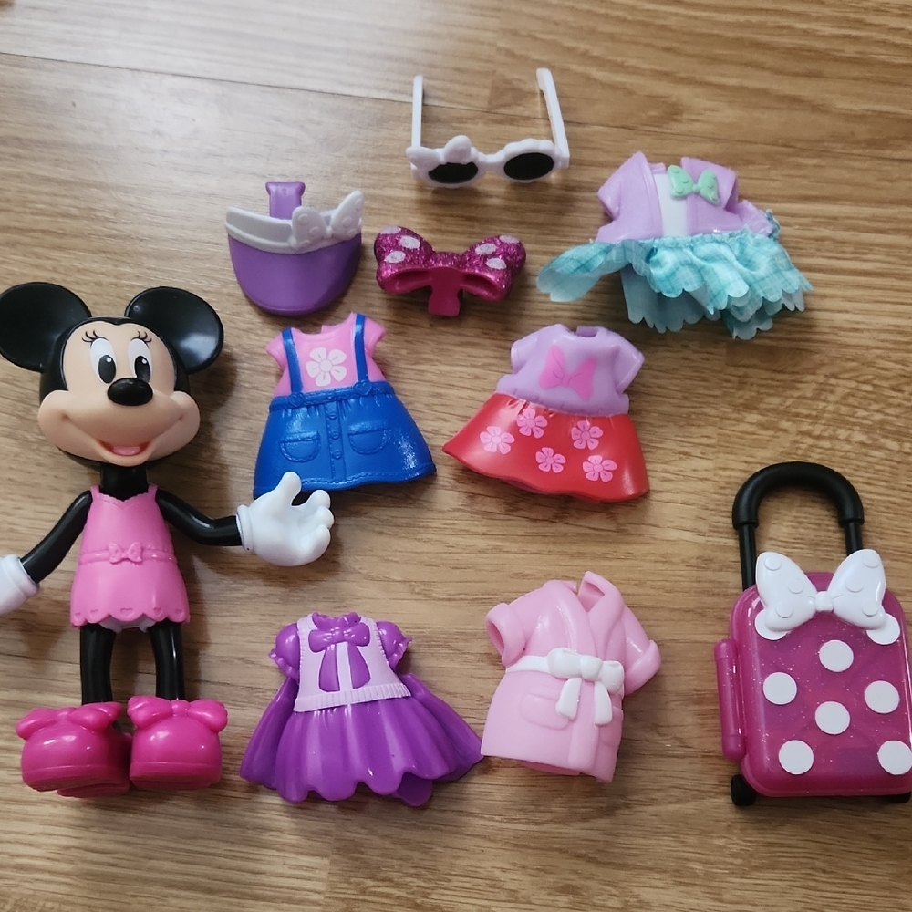 Disney Minnie Mouse Fashion Play Set - Pink, Purple, Blue